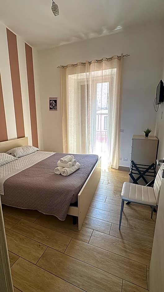 Le Mirage boutique II