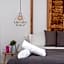 GOMEZ ROOMS