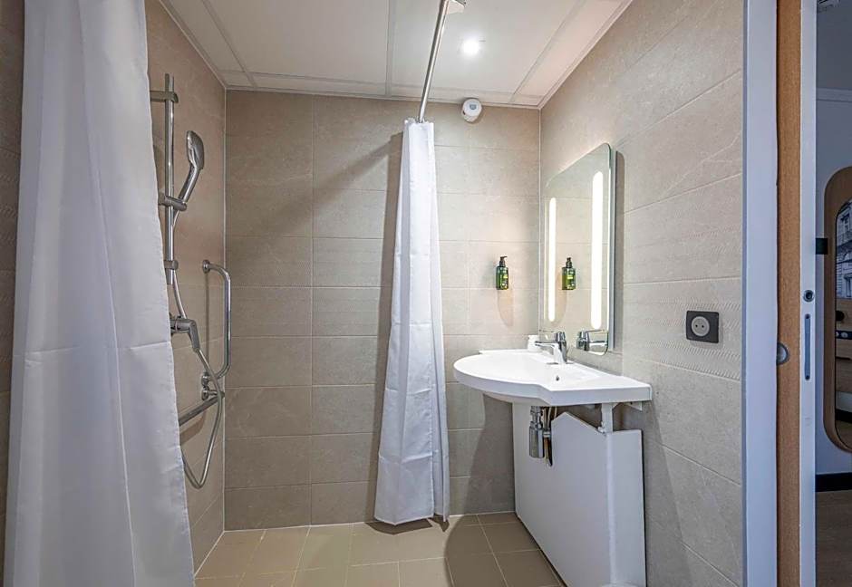 B&B HOTEL Bordeaux Mérignac Cadera Aéroport