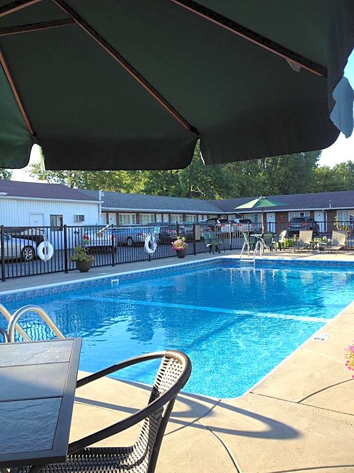 Moonlite Motel