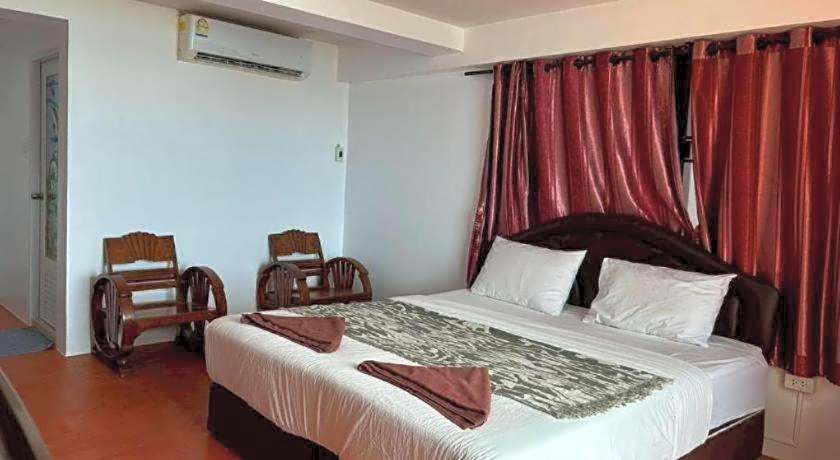 Jirawan Hotel