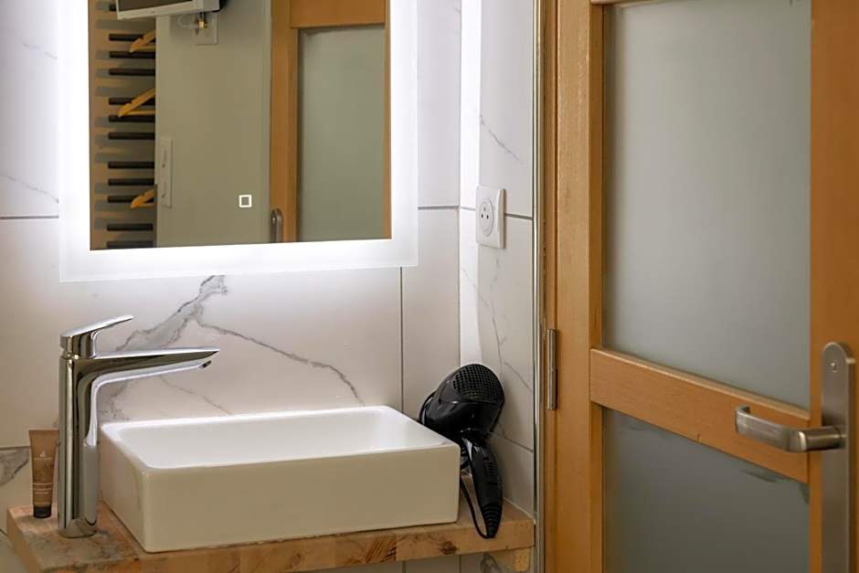 Hôtel Une Chambre en Ville