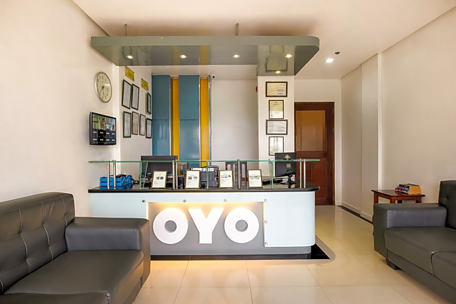 402 Royale Parc Hotel