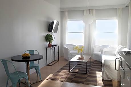 Queen Suite