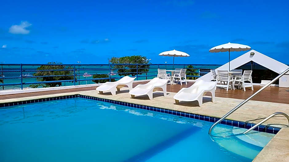 Quarto em Hotel no Bairro de Tambaú, em uma localização bem central Apto 216