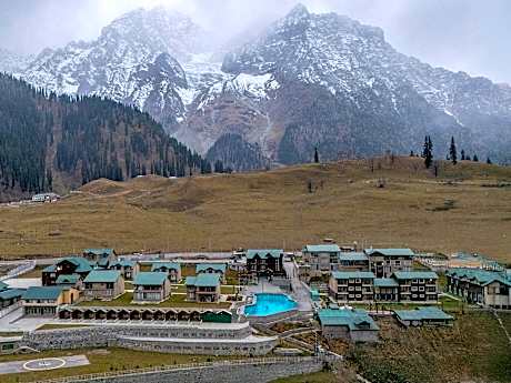 Snowland Resort & Spa - Riverfront