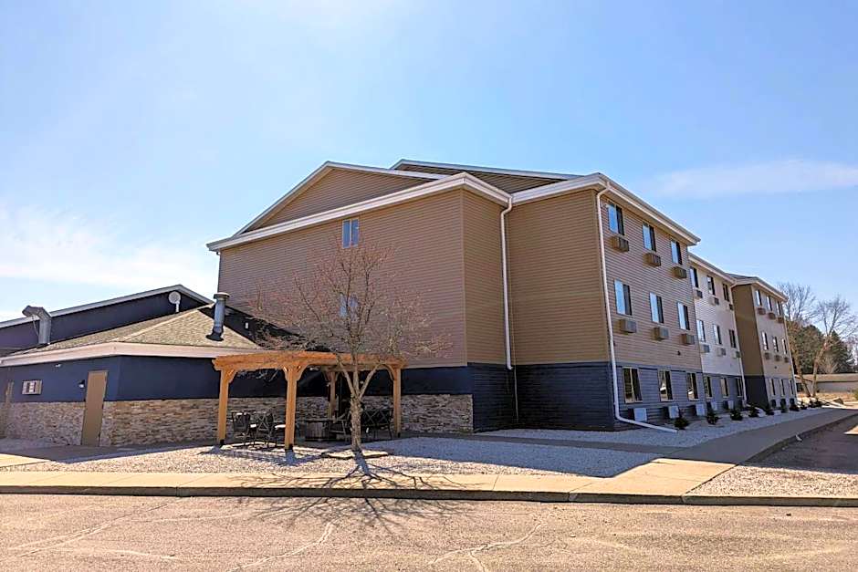 AmericInn by Wyndham Tomahawk