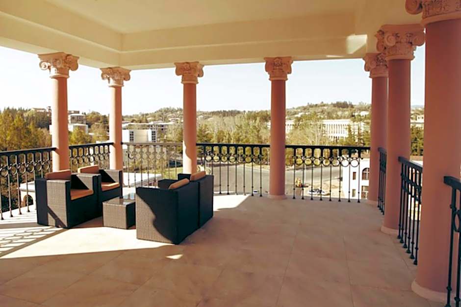Tskaltubo Plaza Hotel