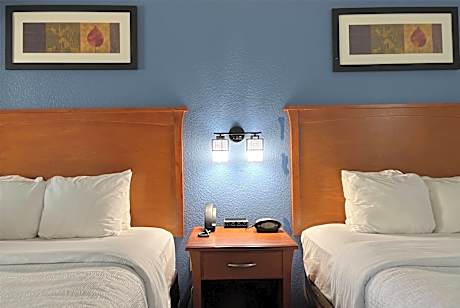 2 Queen Beds Suite Non-Smoking