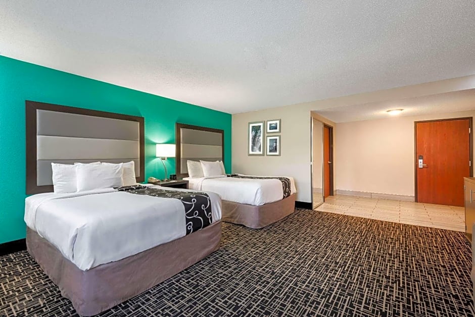 La Quinta Inn & Suites by Wyndham Batavia