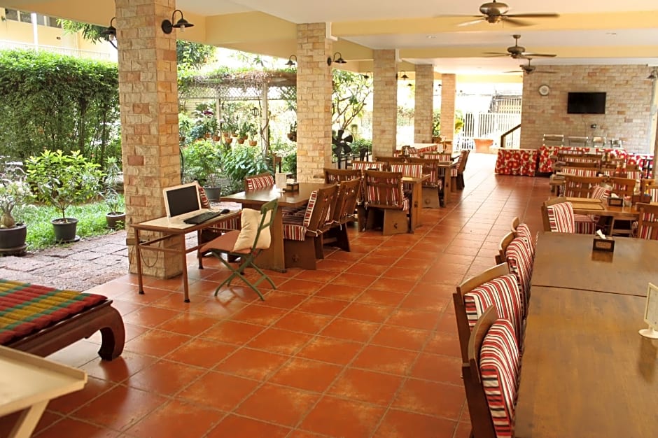 Feung Nakorn Balcony