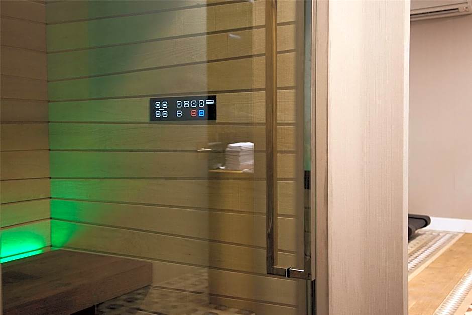 Alexandra Barcelona Hotel, Curio Collection by Hilton