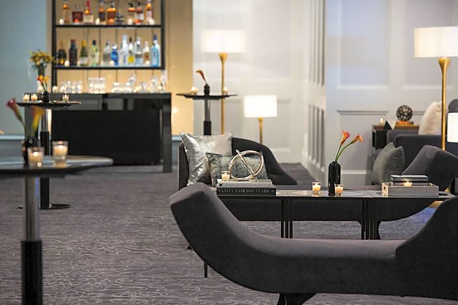 Renaissance by Marriott Albany Hotel