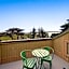 Bodega Coast Inn and Suites