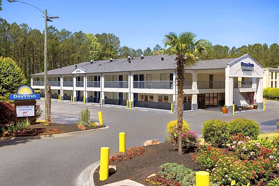 Photo 1 of 27 of Days Inn by Wyndham Acworth