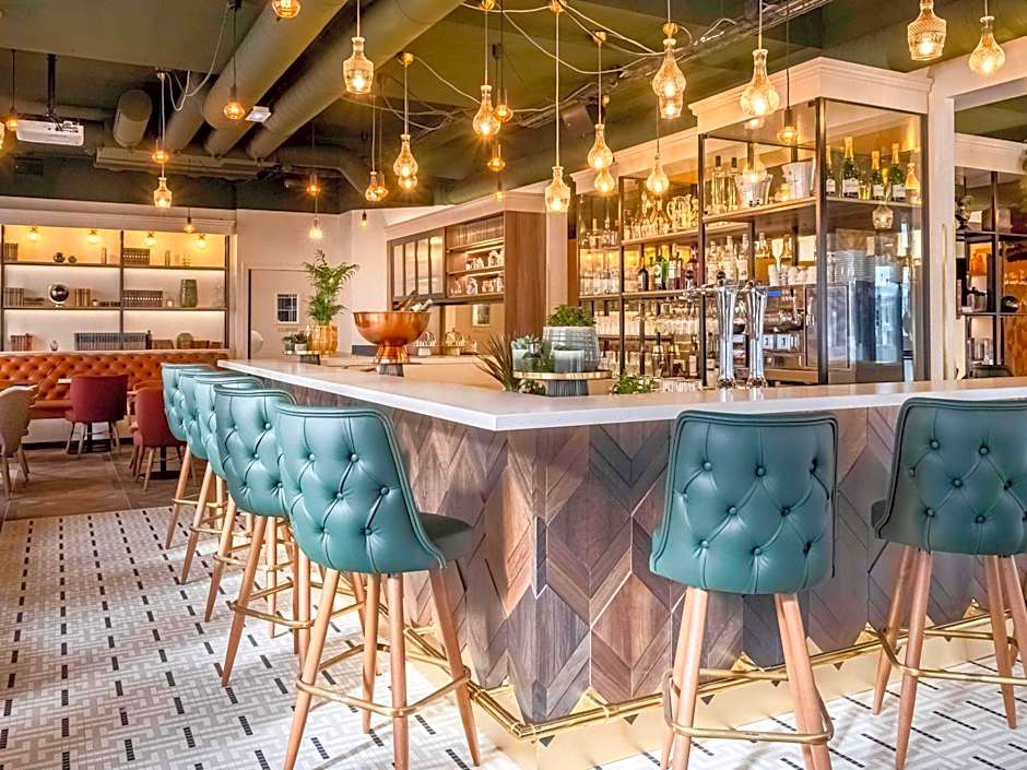 Mercure Paris Bercy Bibliotheque