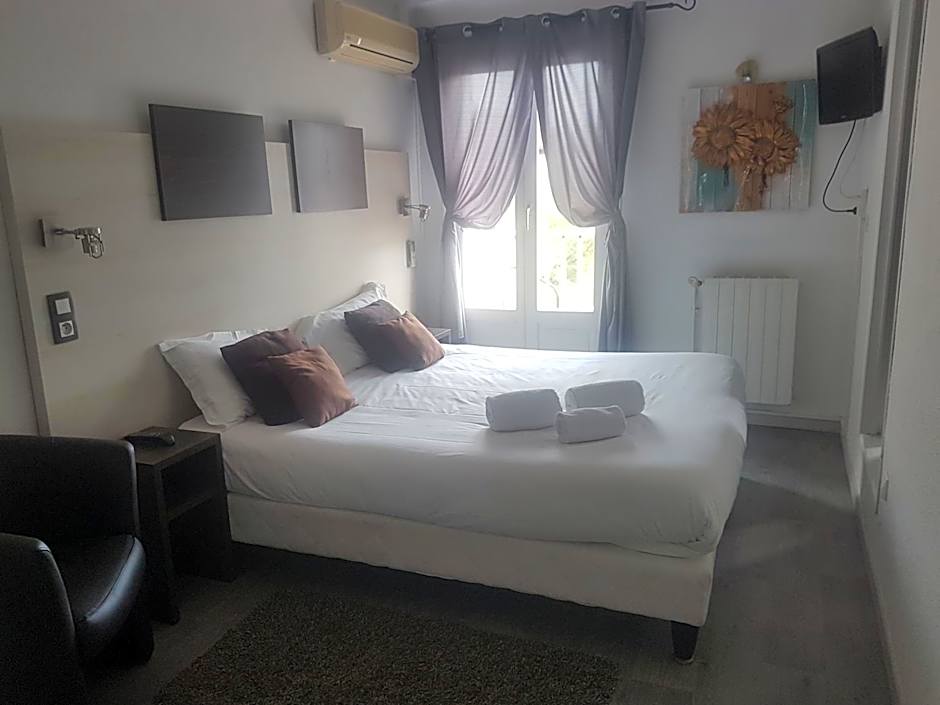 Logis Les Charmettes