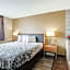 Econo Lodge Madison East