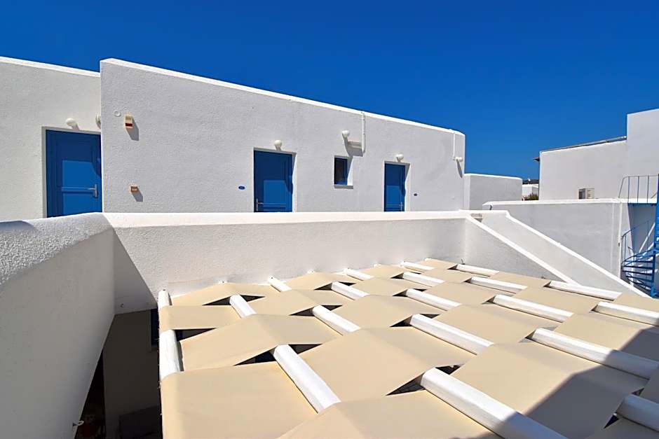 Ayeri Hotel