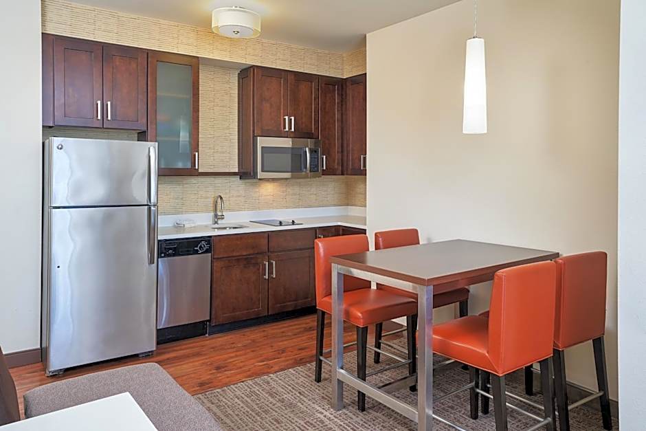 Residence Inn by Marriott Philadelphia Airport