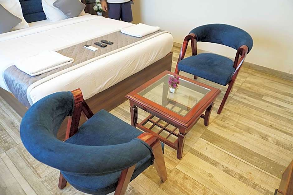 Raksha Suites & Banquet Greater Noida