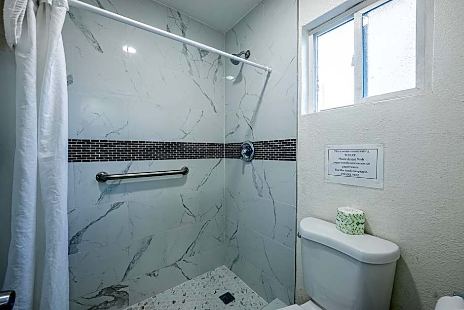 Town and Country Inn