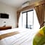 777 Food & Bed