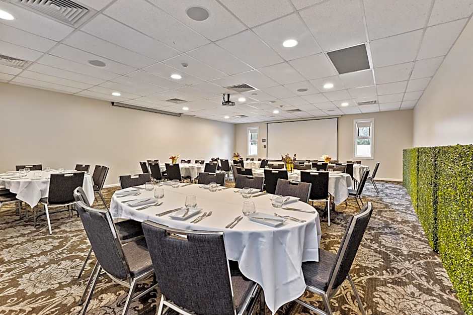 International Hotel Wagga Wagga