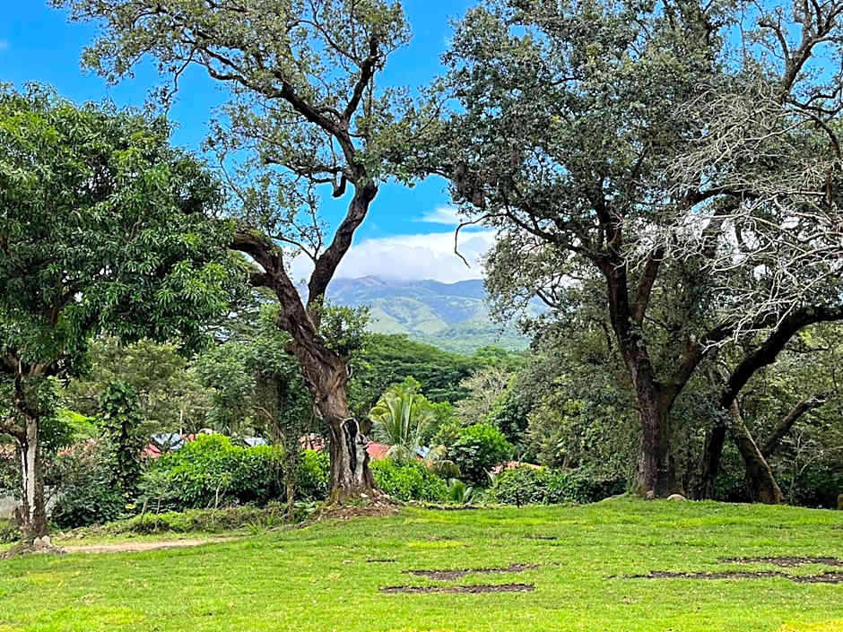 Hacienda Guachipelin Volcano Ranch Hotel & Hot Springs