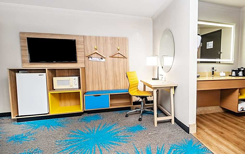 Days Inn by Wyndham Fort Smith