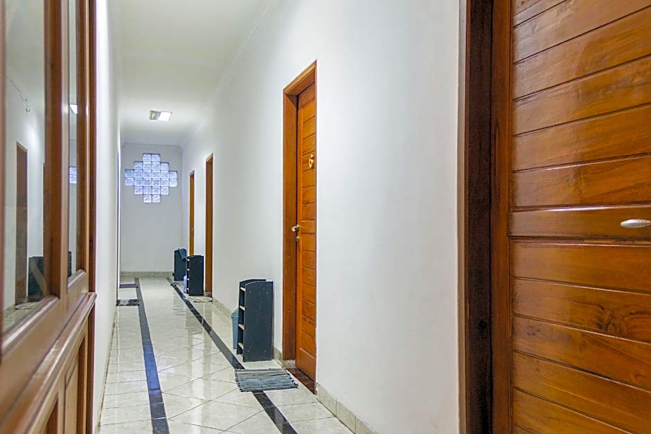 Capital O 93279 Asyoka Penginapan Pasutri