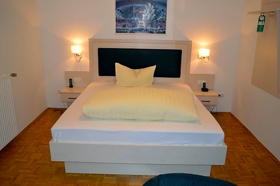Zdjęcie 1 z 10 — Double Room