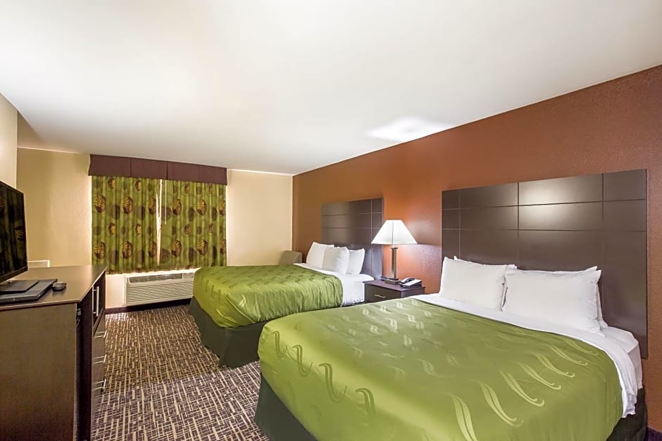 Quality Inn & Suites Caseyville - St. Louis