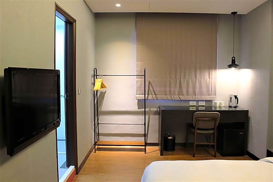 Military 75 Hotel