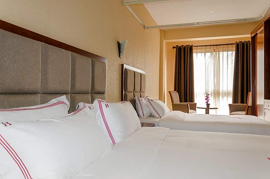 Hillside Plaza Hotel