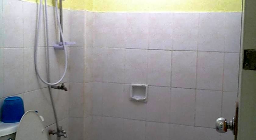 White Beach Hotel Puerto Galera powered by Cocotel