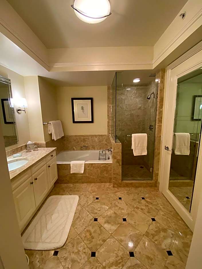 Private condo hotel at Four Seasons Brickell