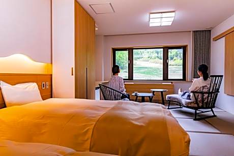 Twin Room with Tatami Area and Mountain View - Non-Smoking