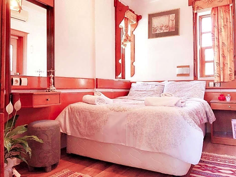 Hotel Karyatit Kaleici