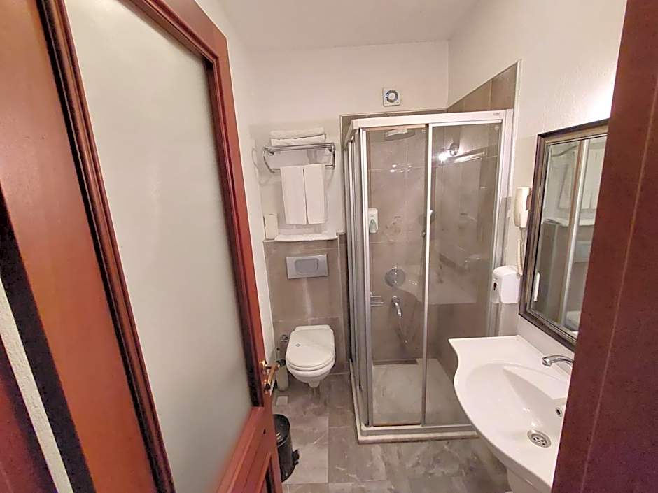 Ferahi Evler Ayvalık