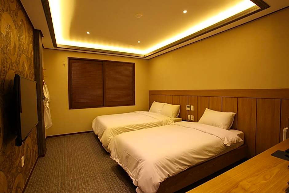 Hotel W Topdong