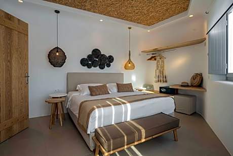 Superior Room with Outdoor Jacuzzi