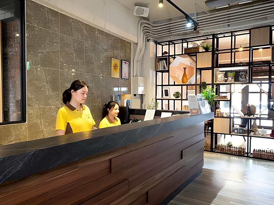 Hotel Brown - Chihkan Branch