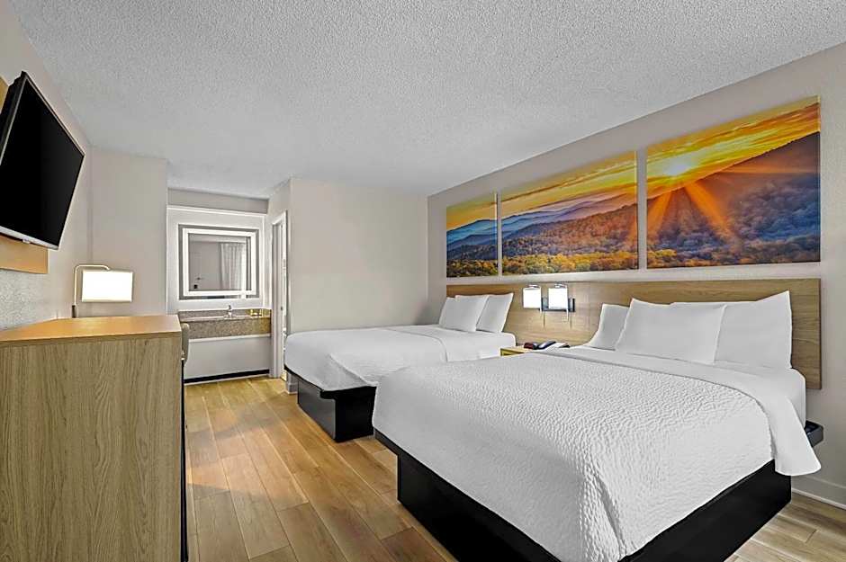 Days Inn by Wyndham Salem