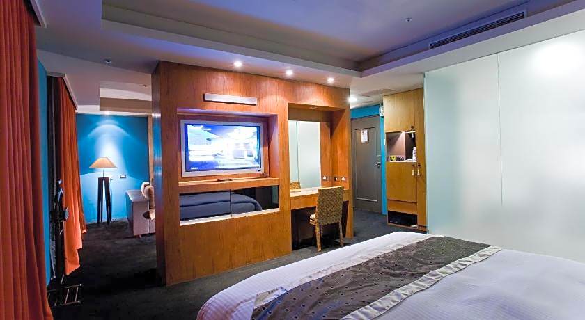 Hold Me Hotel  Zhongzheng