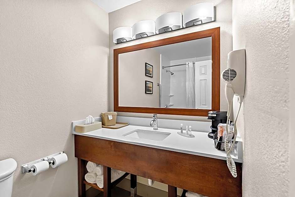 Comfort Inn University