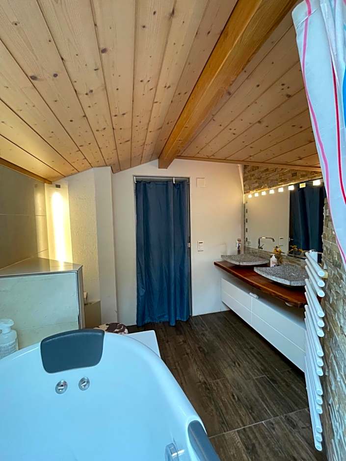 Einzelzimmer im Chalet Milital
