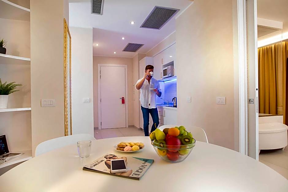 White Suite & Apartments