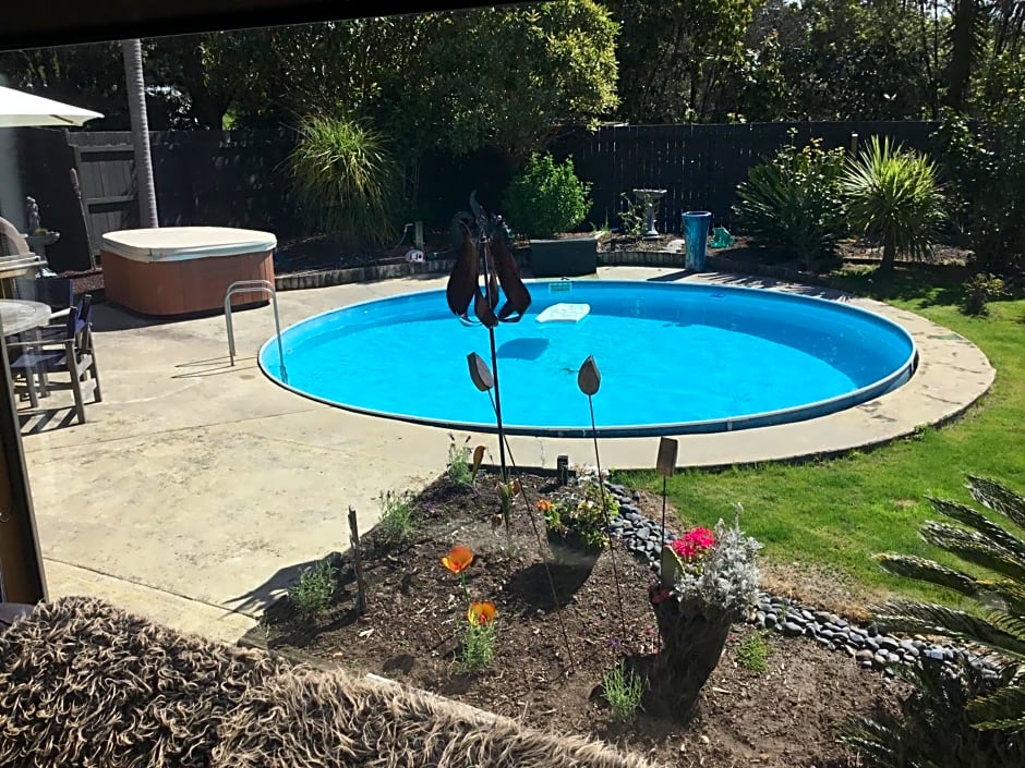 Norfolk Gardens Bed and Breakfast