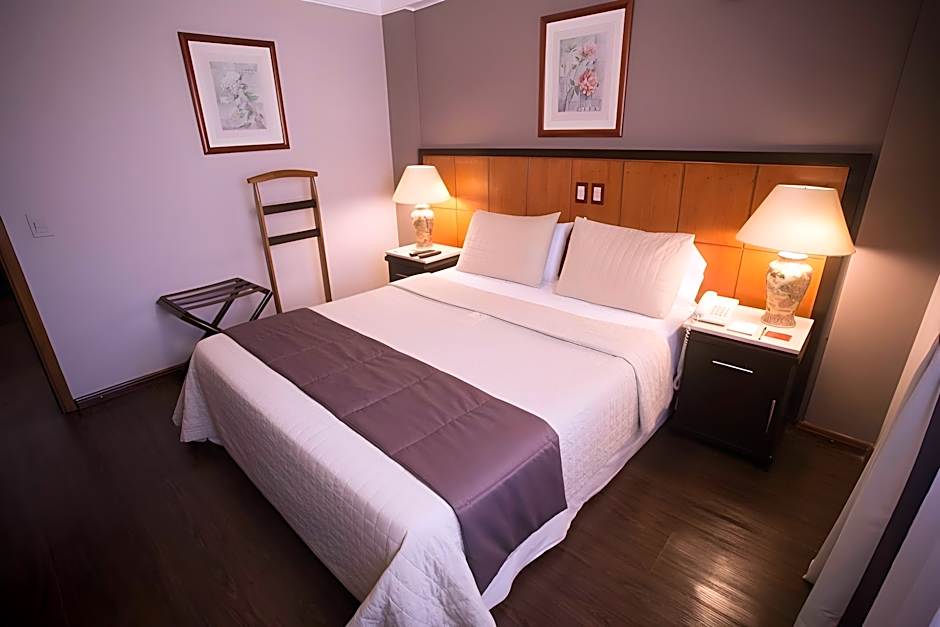 Las Ventanas Suites Hotel